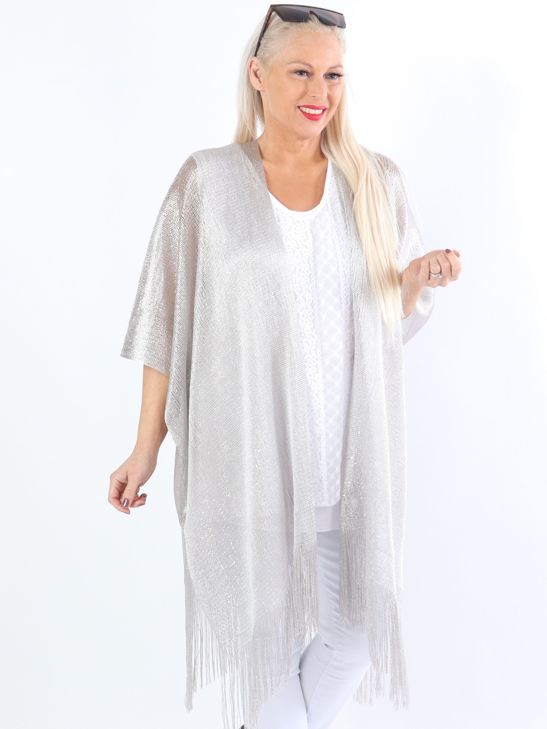 Betti - Plus size sjal med glittertrådar och fransar